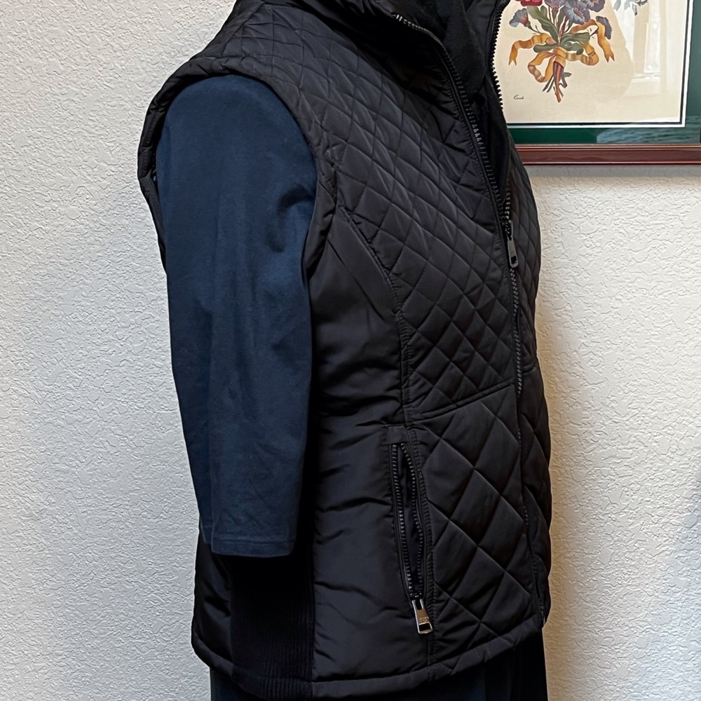 Black quilted vest NWOT XL